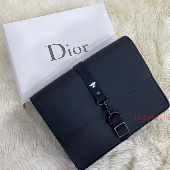 Dior Other - Dior Pouch Shaving Bag Dopp Kit Toiletries Case